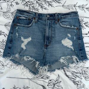 Abercrombie high rise mom short
